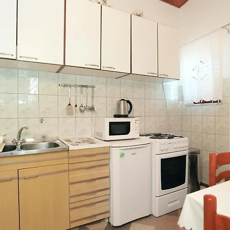 Stanici 12723b Apartament *